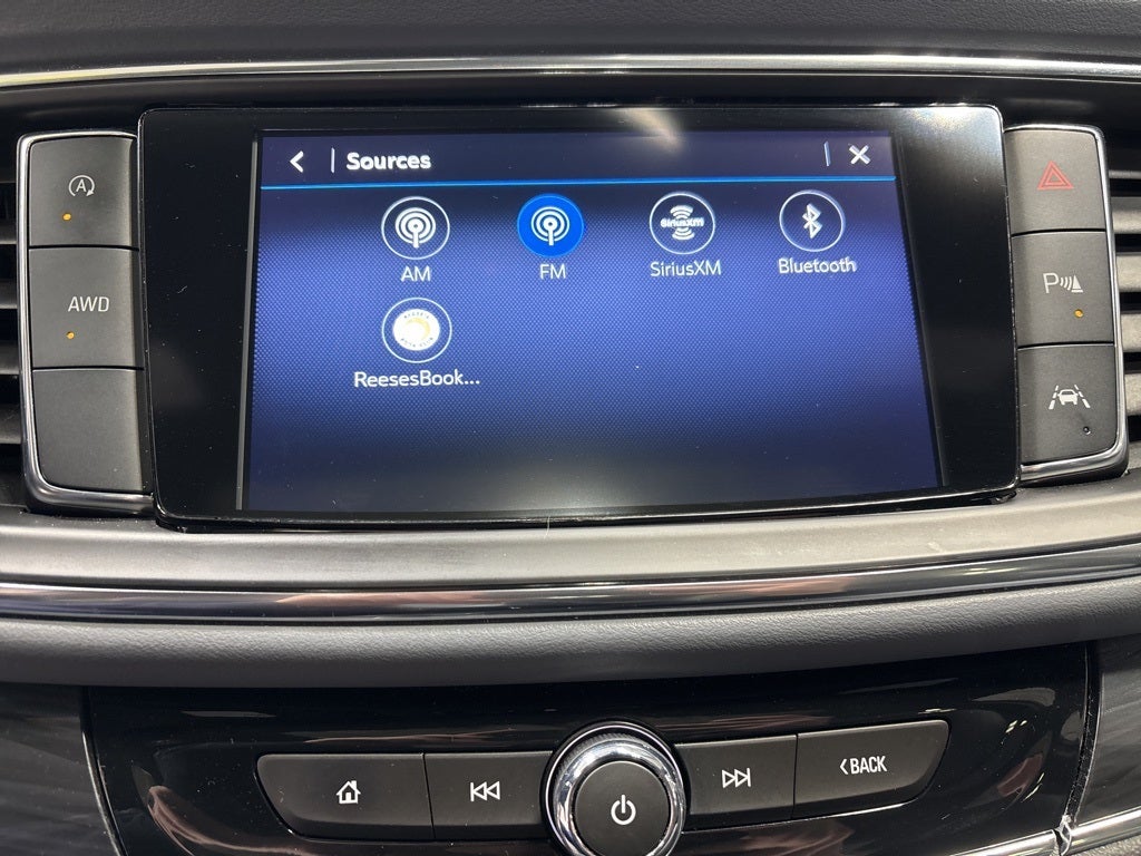 2023 Buick Enclave Essence AWD