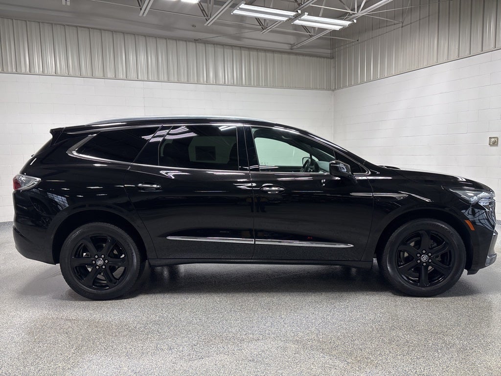 2023 Buick Enclave Essence AWD
