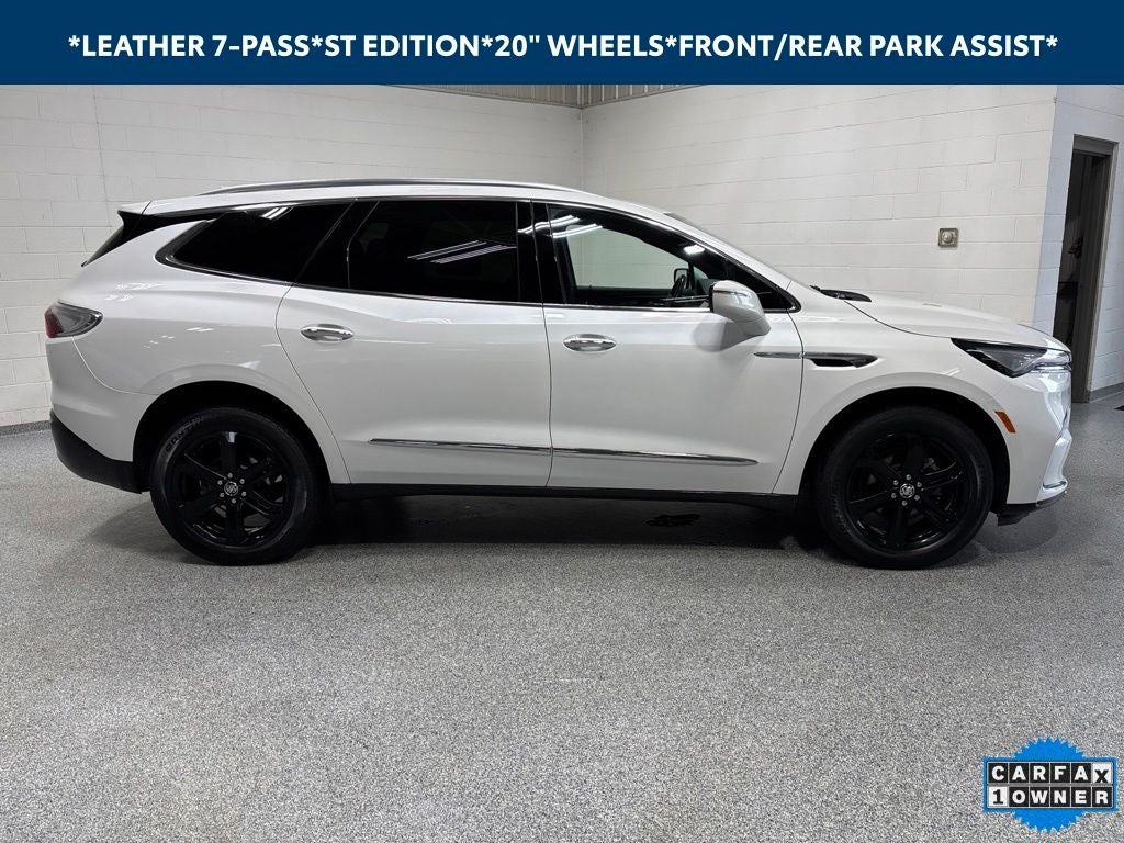 2023 Buick Enclave Essence AWD