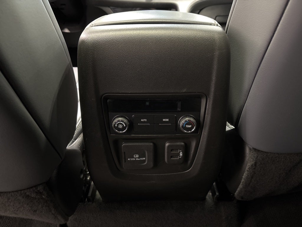 2023 Buick Enclave Essence AWD