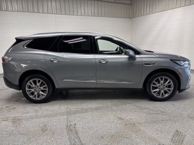 2023 Buick Enclave Essence AWD