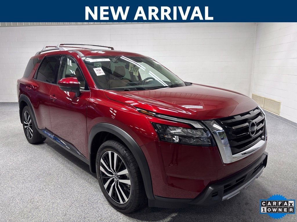 2025 Nissan Pathfinder Platinum