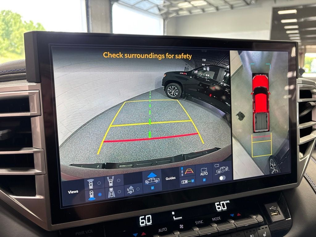 2025 Toyota Tundra Hybrid Platinum Hybrid CrewMax 5.5' Bed