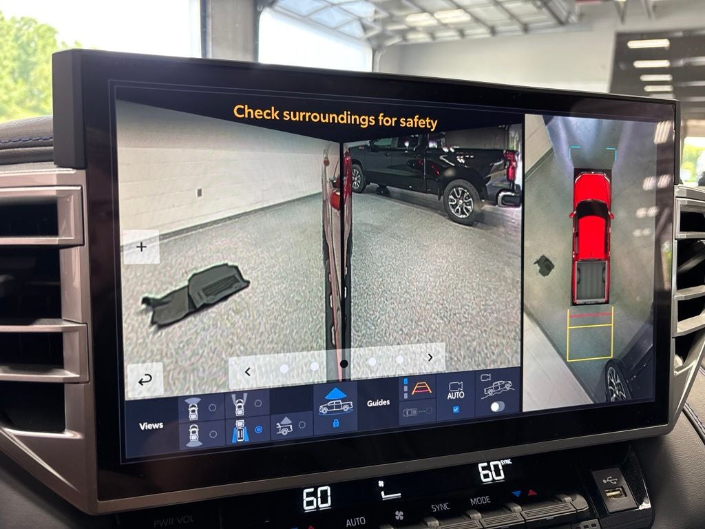 2025 Toyota Tundra Hybrid Platinum Hybrid CrewMax 5.5' Bed