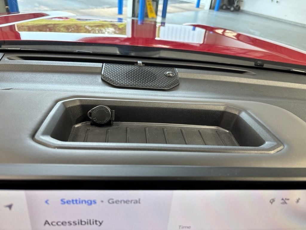 2025 Toyota Tundra Hybrid Platinum Hybrid CrewMax 5.5' Bed