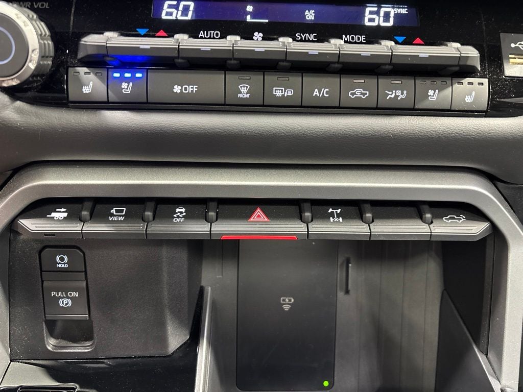 2025 Toyota Tundra Hybrid Platinum Hybrid CrewMax 5.5' Bed