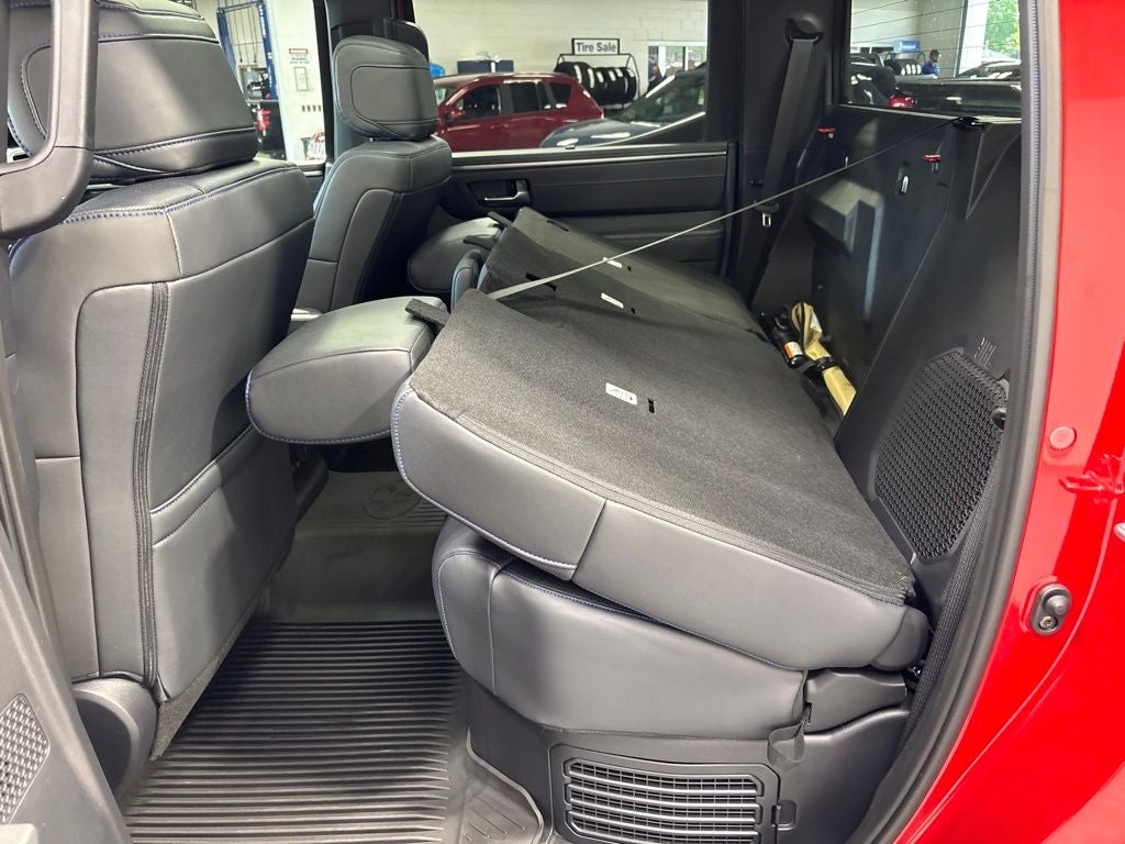 2025 Toyota Tundra Hybrid Platinum Hybrid CrewMax 5.5' Bed