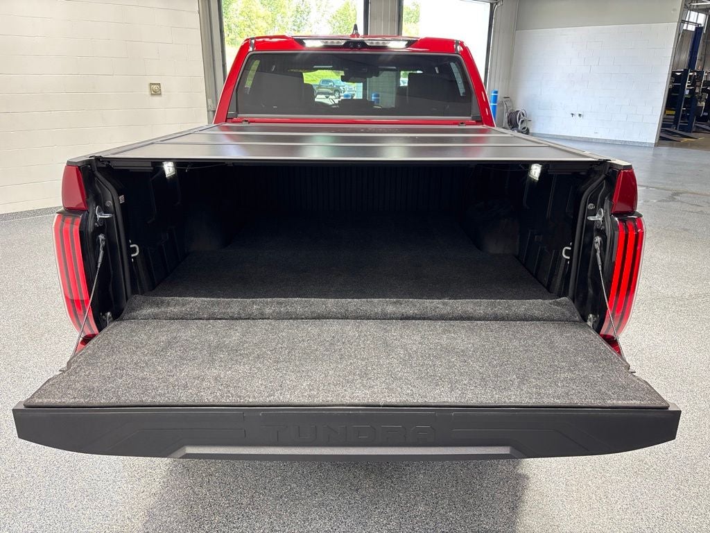 2025 Toyota Tundra Hybrid Platinum Hybrid CrewMax 5.5' Bed