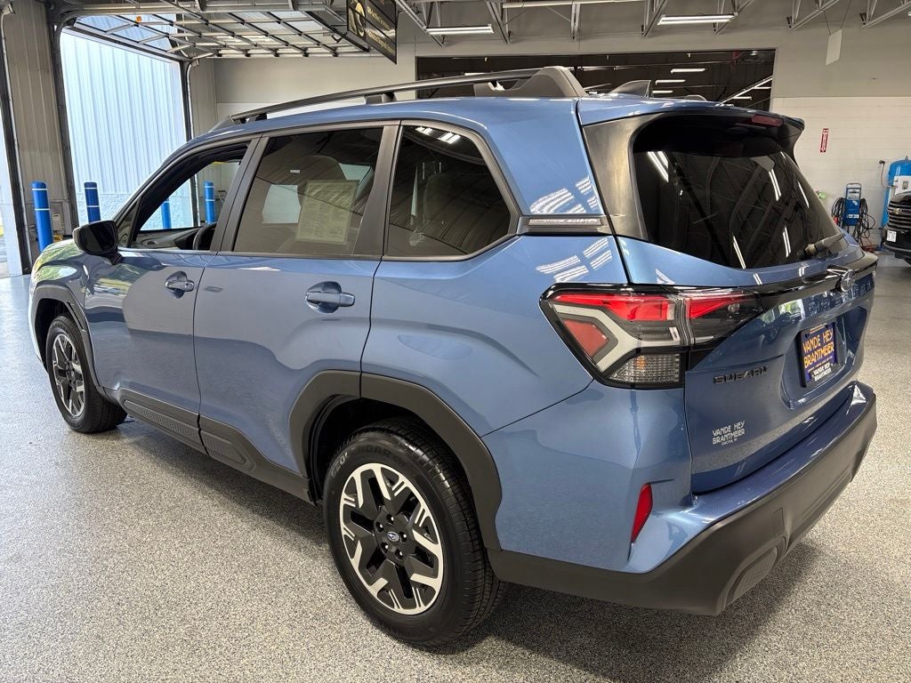 2025 Subaru Forester Premium