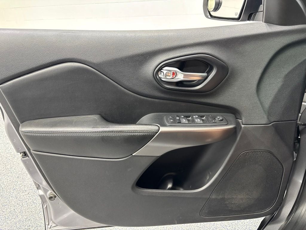 2021 Jeep Cherokee Latitude Plus