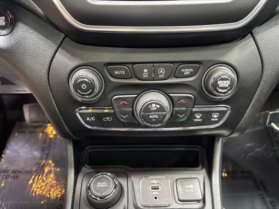 2022 Jeep Cherokee Latitude Lux