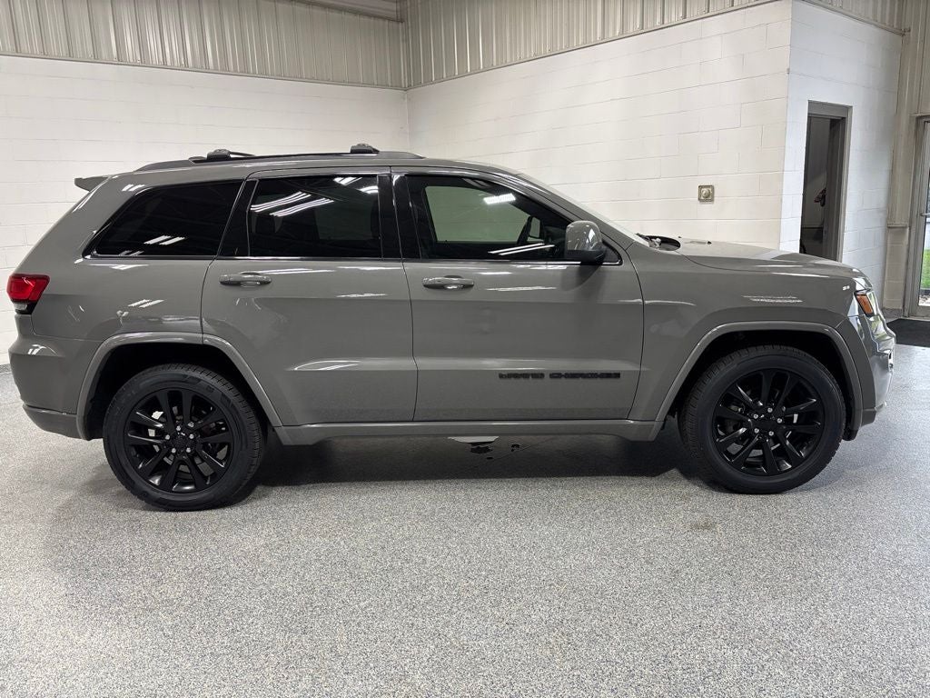 2020 Jeep Grand Cherokee Altitude