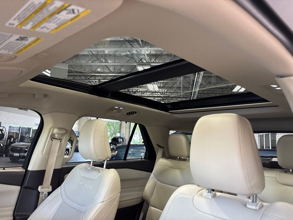 2021 Ford Explorer Platinum
