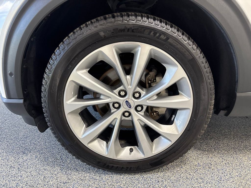 2021 Ford Explorer Platinum