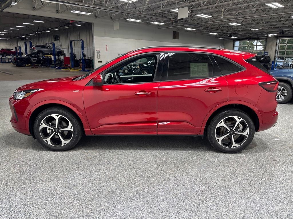 2023 Ford Escape ST-Line Select