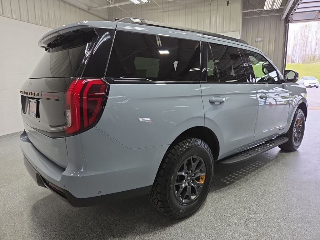 2025 Ford Expedition Tremor