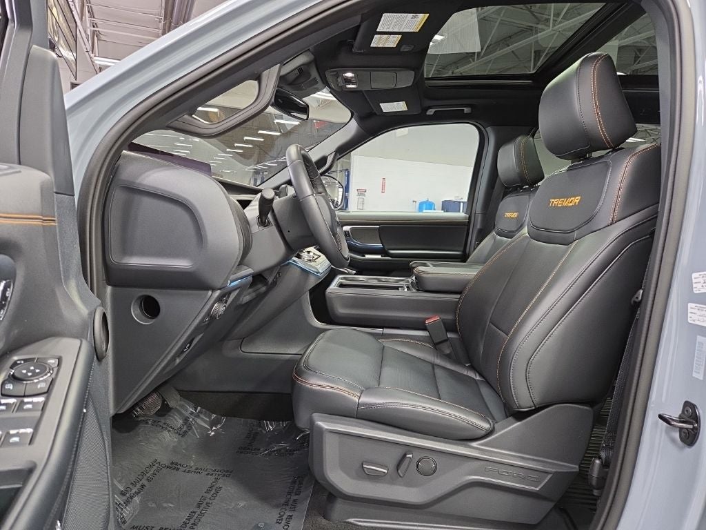 2025 Ford Expedition Tremor