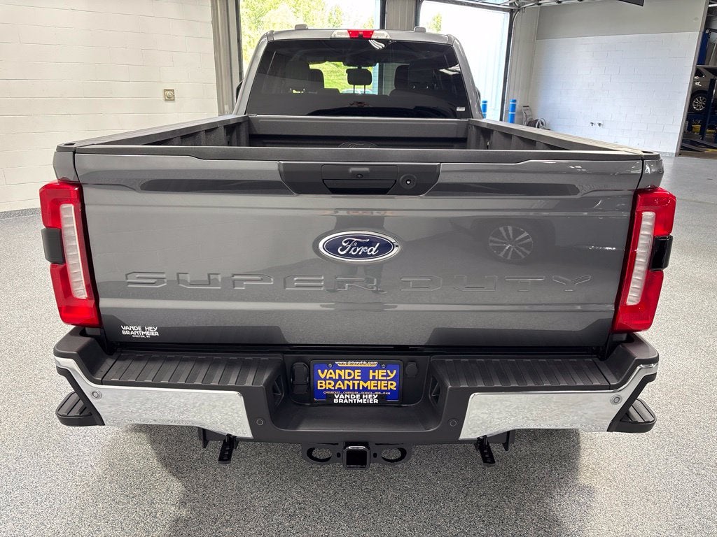 2025 Ford F-350SD XLT DRW