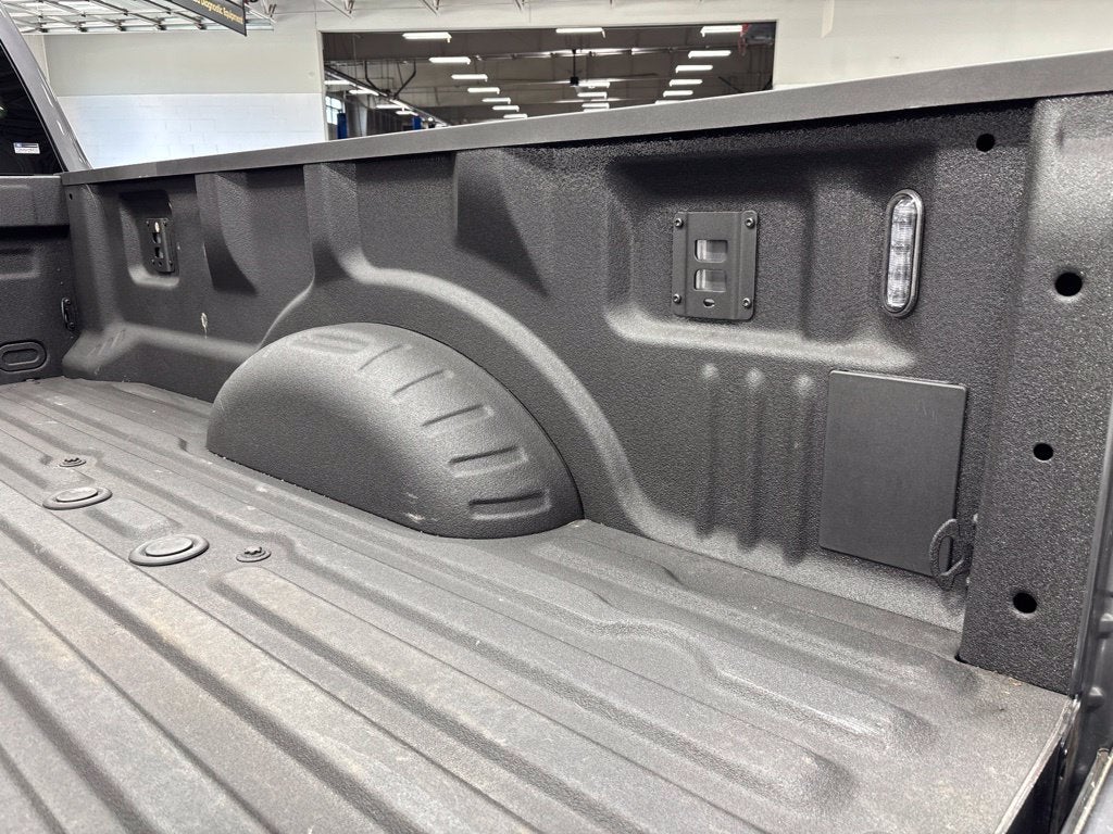 2025 Ford F-350SD XLT DRW