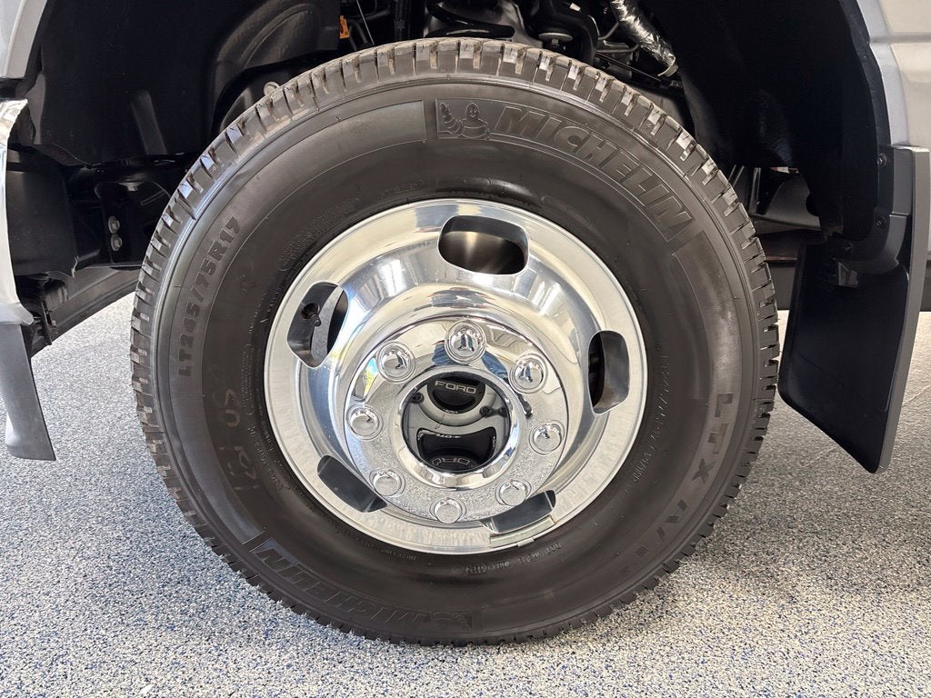 2025 Ford F-350SD XLT DRW