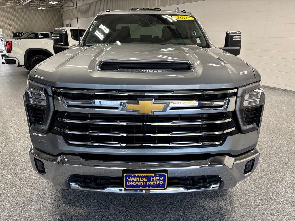 2025 Chevrolet Silverado 3500HD LTZ DRW