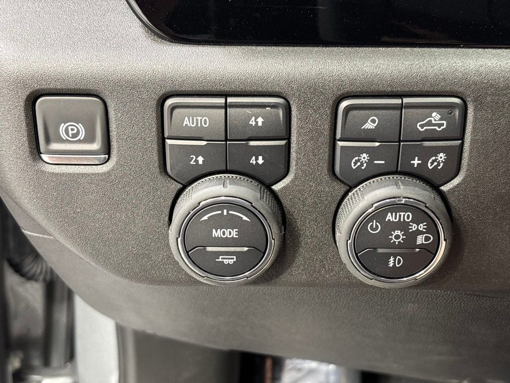 2025 Chevrolet Silverado 3500HD LTZ DRW