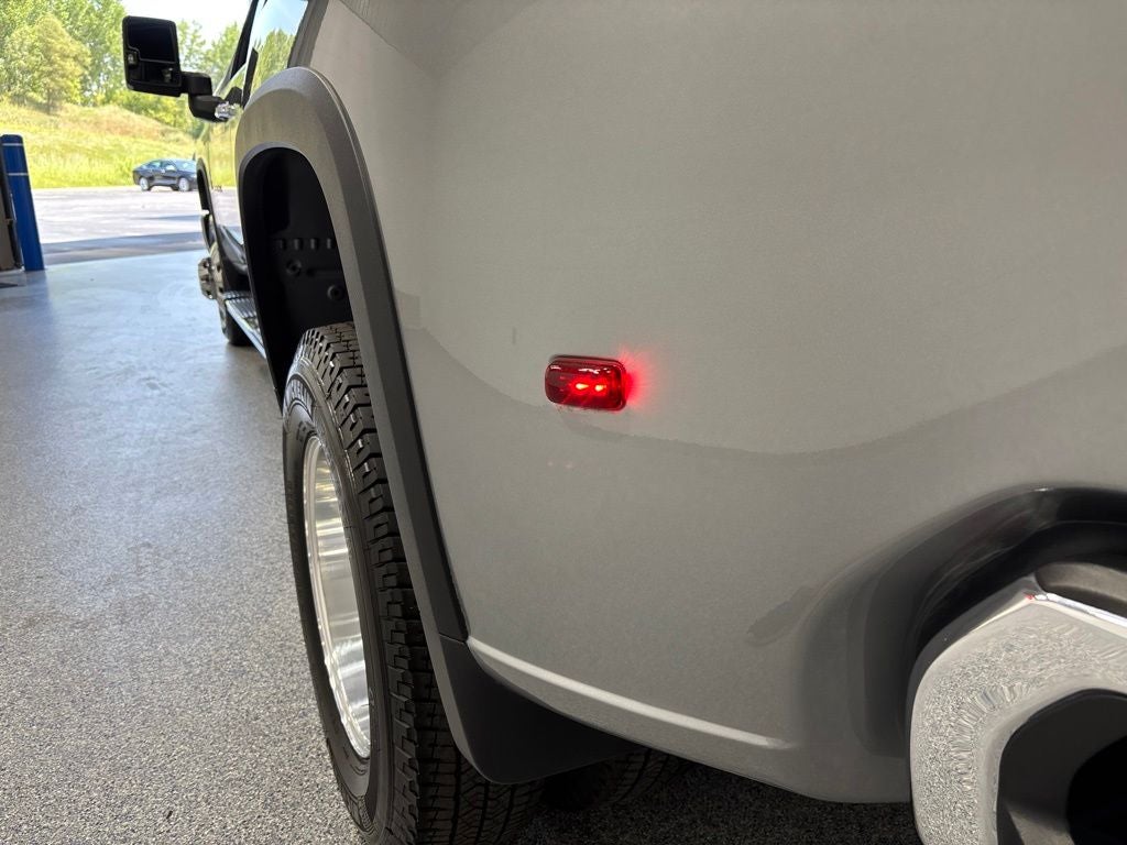2025 Chevrolet Silverado 3500HD LTZ DRW