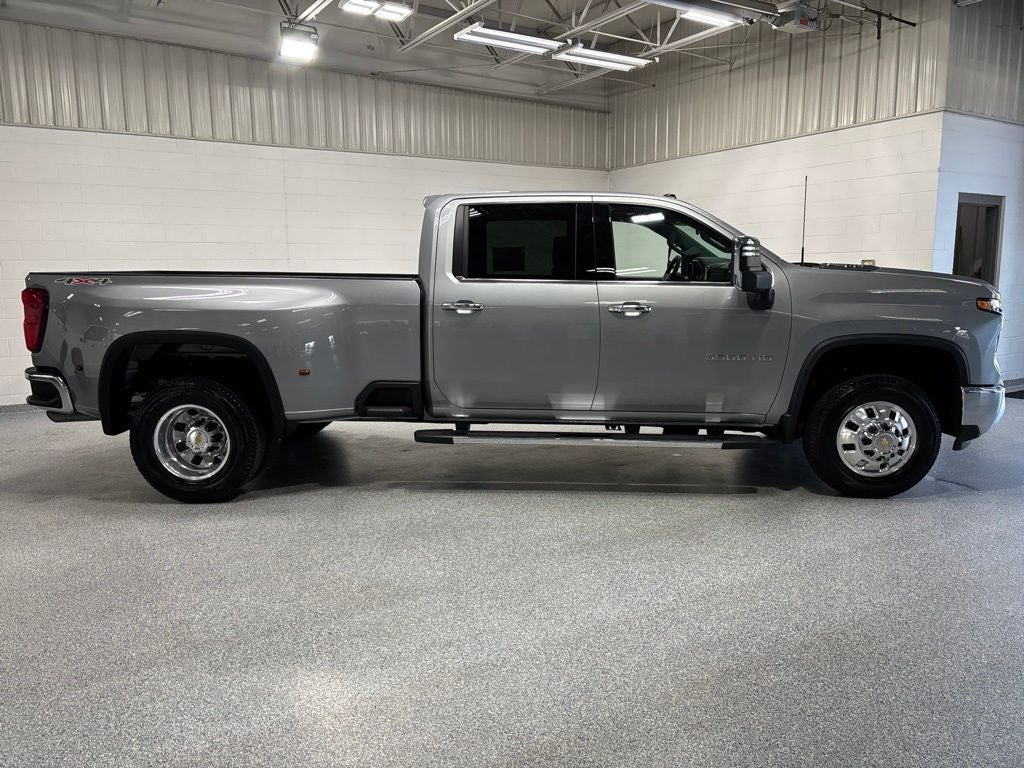 2025 Chevrolet Silverado 3500HD LTZ DRW