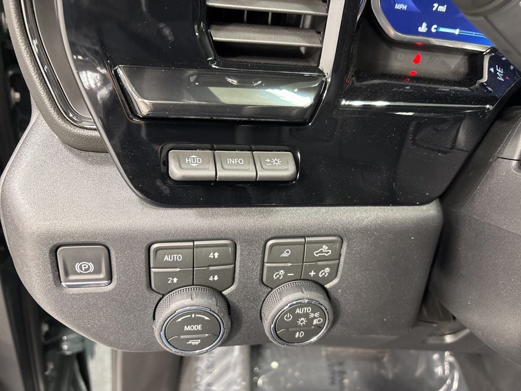 2026 Chevrolet Silverado 2500HD ZR2