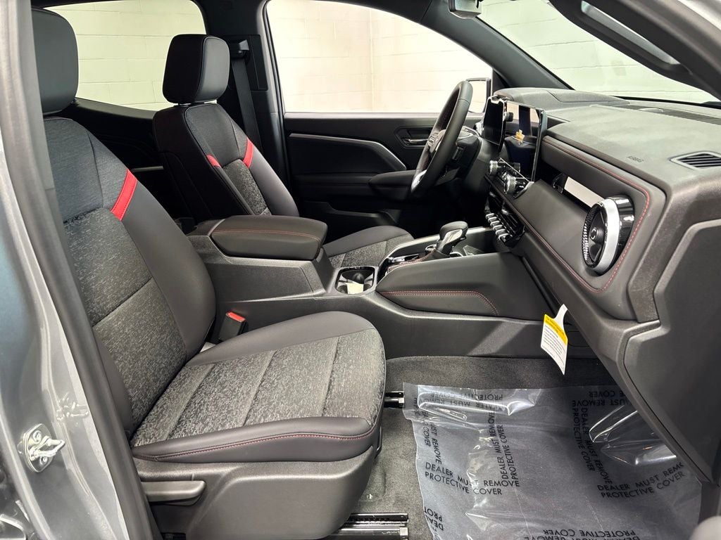2026 Chevrolet Colorado Z71 - Photo 10