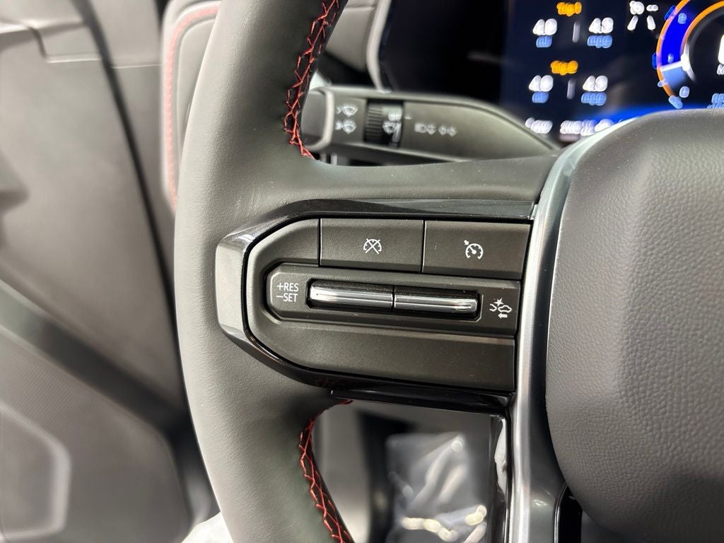 2026 Chevrolet Colorado Z71 - Photo 13