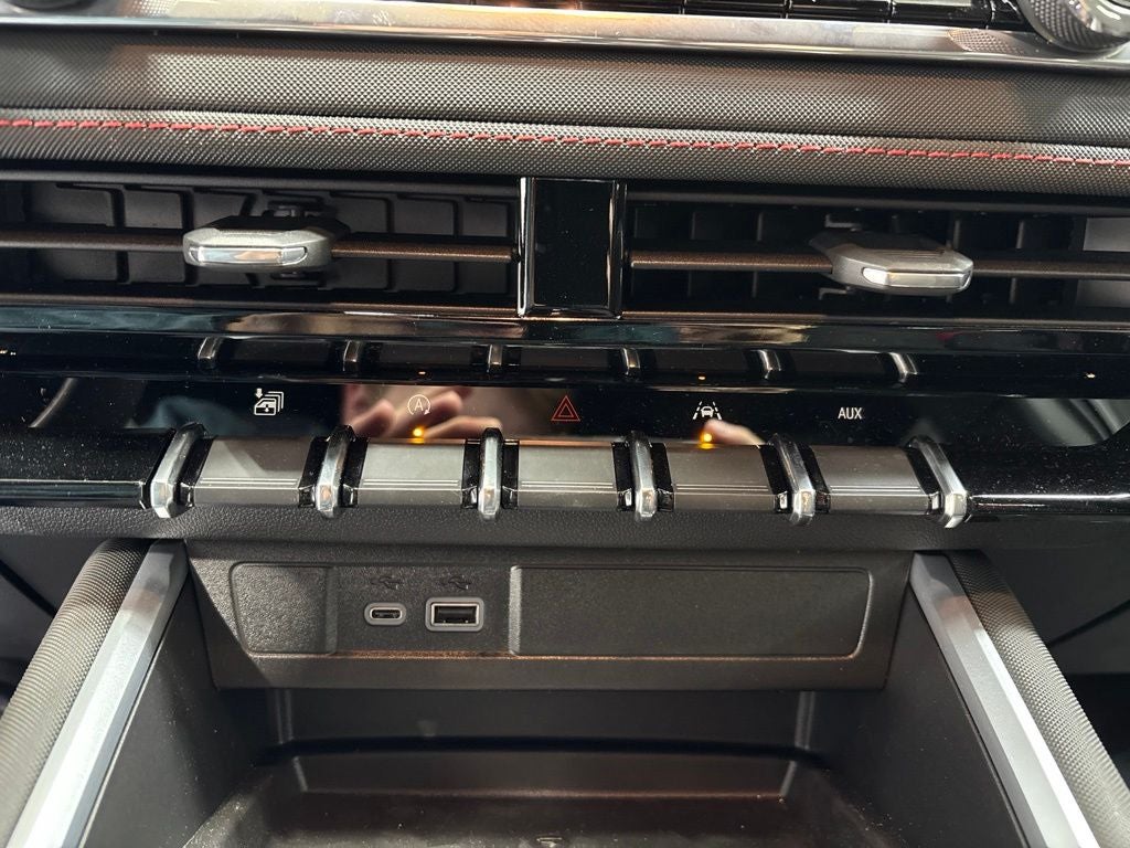 2026 Chevrolet Colorado Z71 - Photo 34