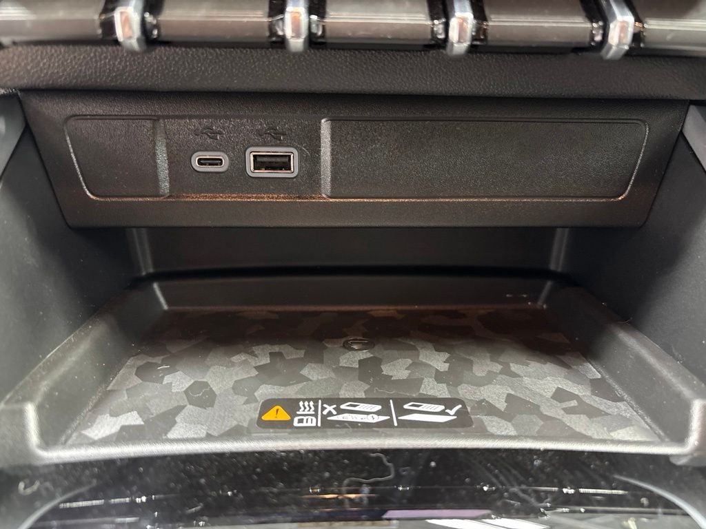 2026 Chevrolet Colorado Z71 - Photo 34