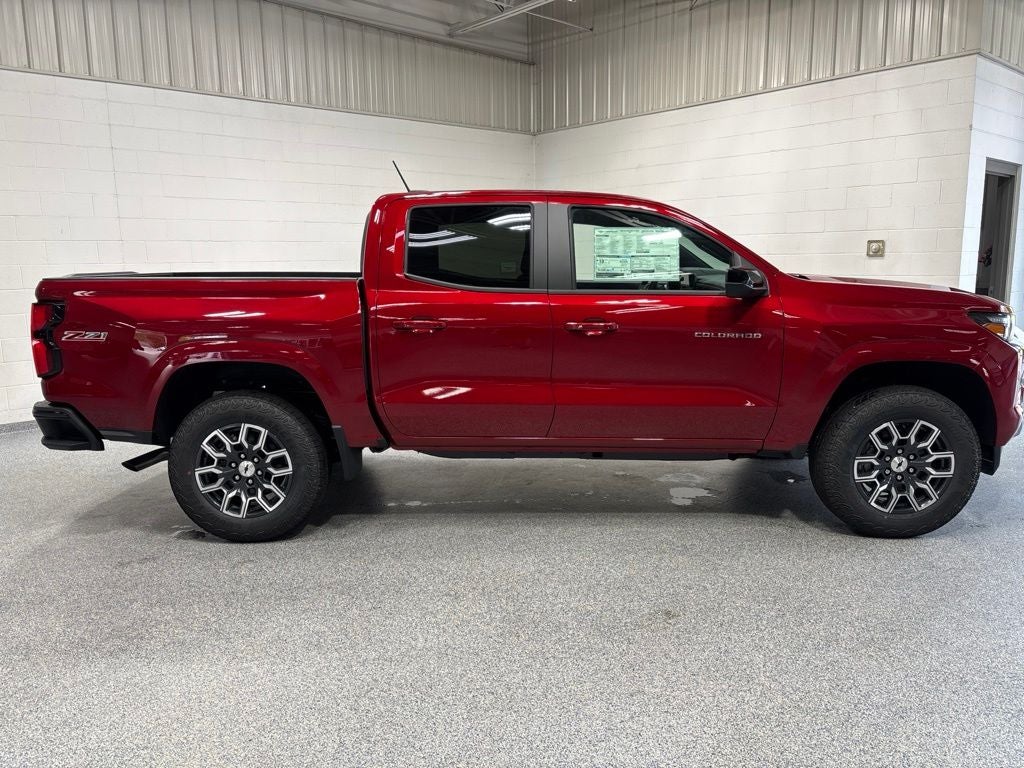 2026 Chevrolet Colorado Z71 - Photo 8