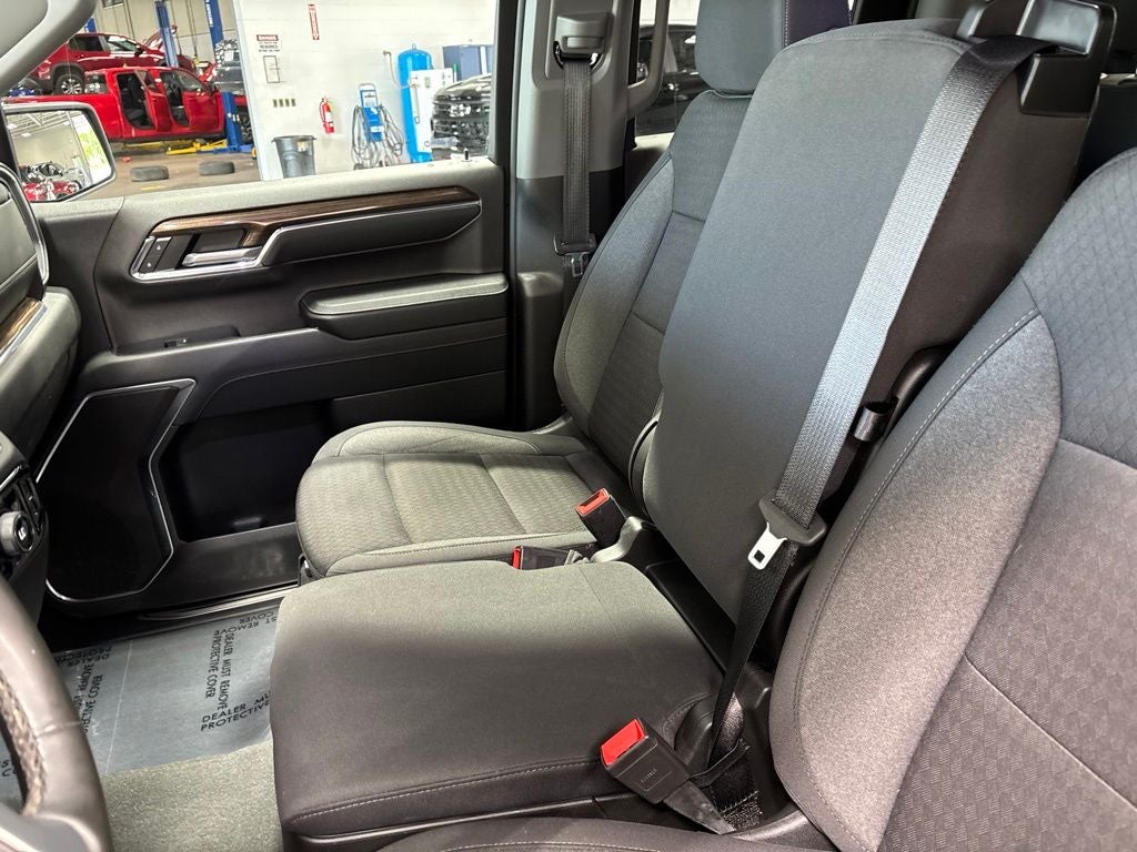 2023 Chevrolet Silverado 1500 LT LT1