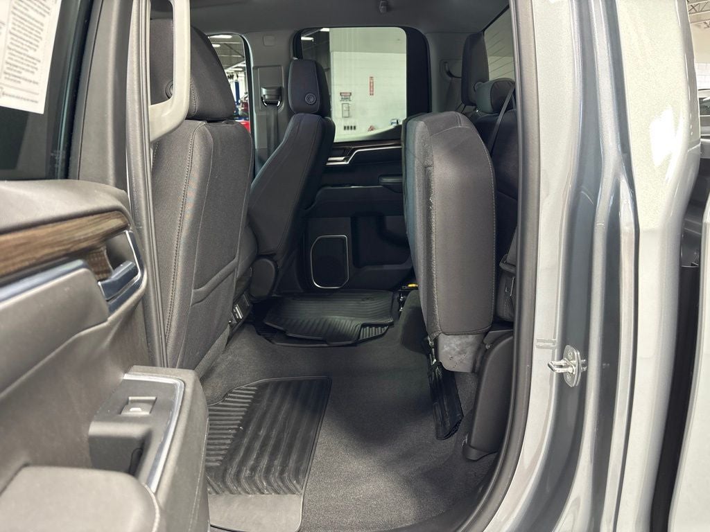2023 Chevrolet Silverado 1500 LT LT1