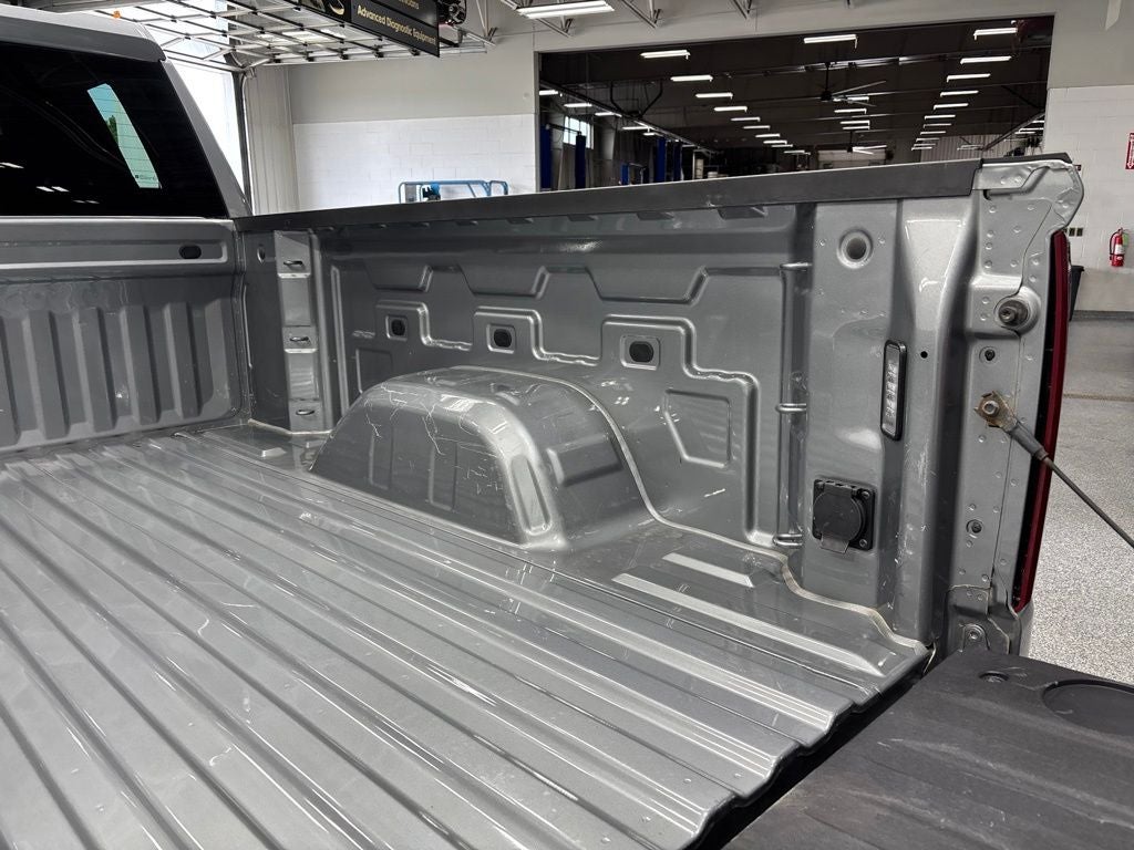 2023 Chevrolet Silverado 1500 LT LT1