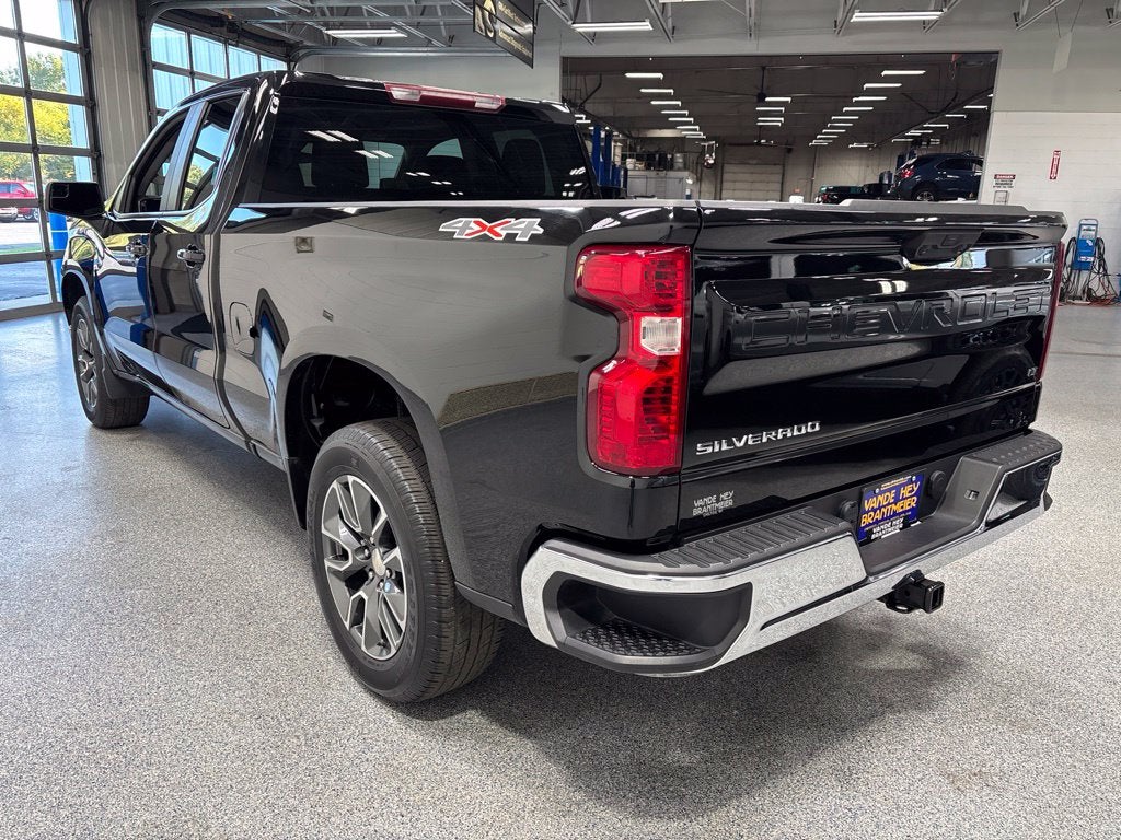 2024 Chevrolet Silverado 1500 LT
