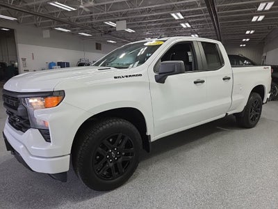 2025 Chevrolet Silverado 1500 Custom