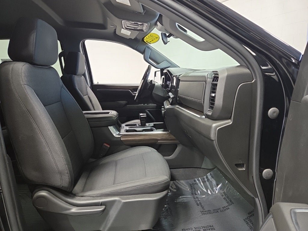 2022 Chevrolet Silverado 1500 LT LT1