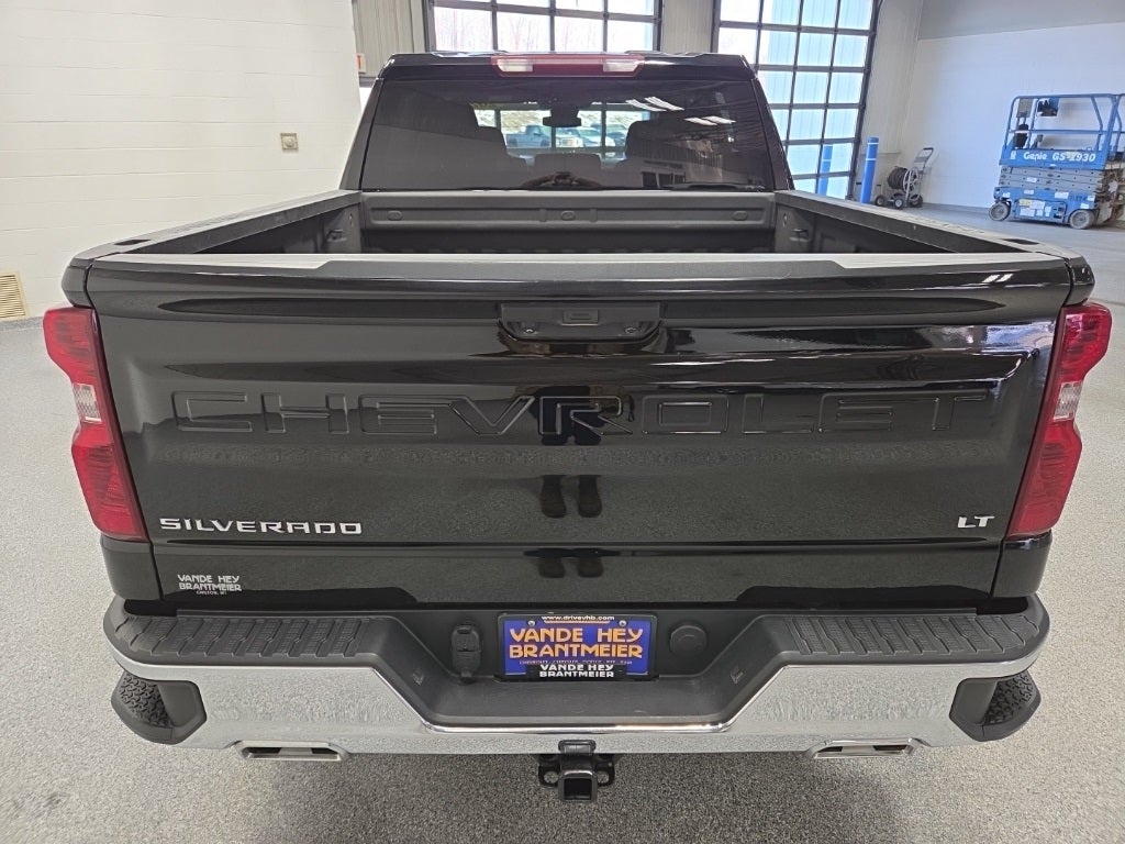 2022 Chevrolet Silverado 1500 LT LT1