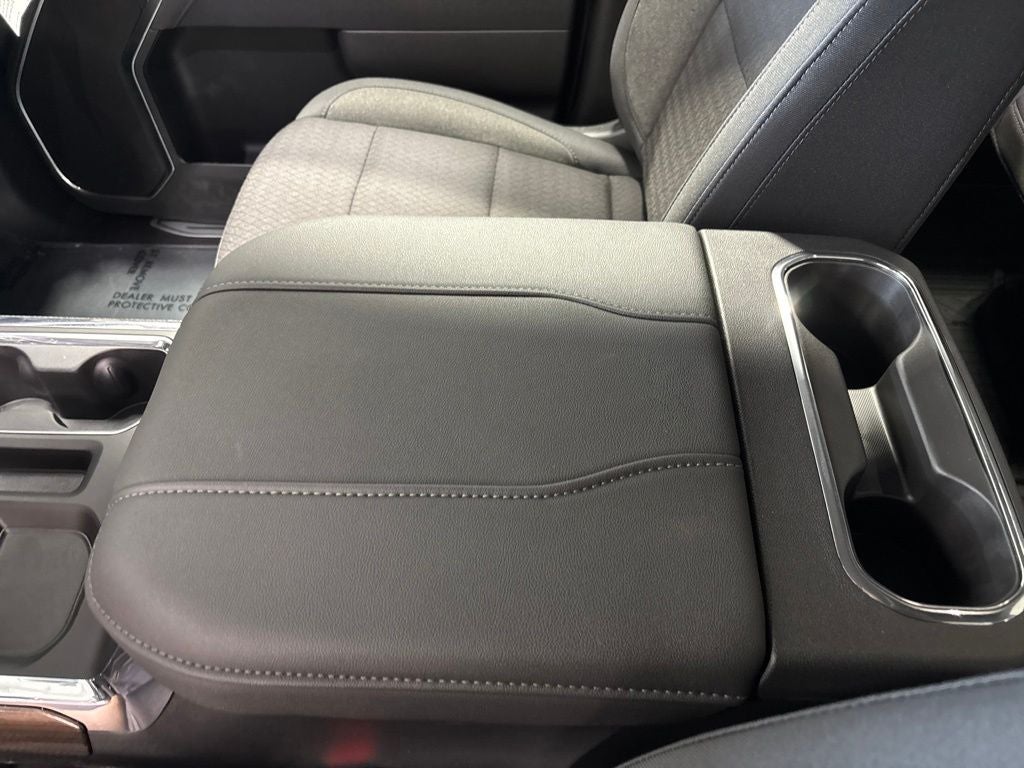 2026 Chevrolet Silverado 1500 LT LT1