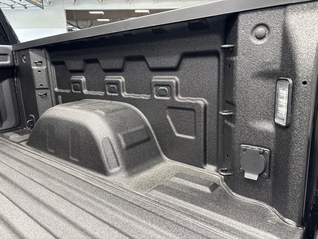 2026 Chevrolet Silverado 1500 LT LT1