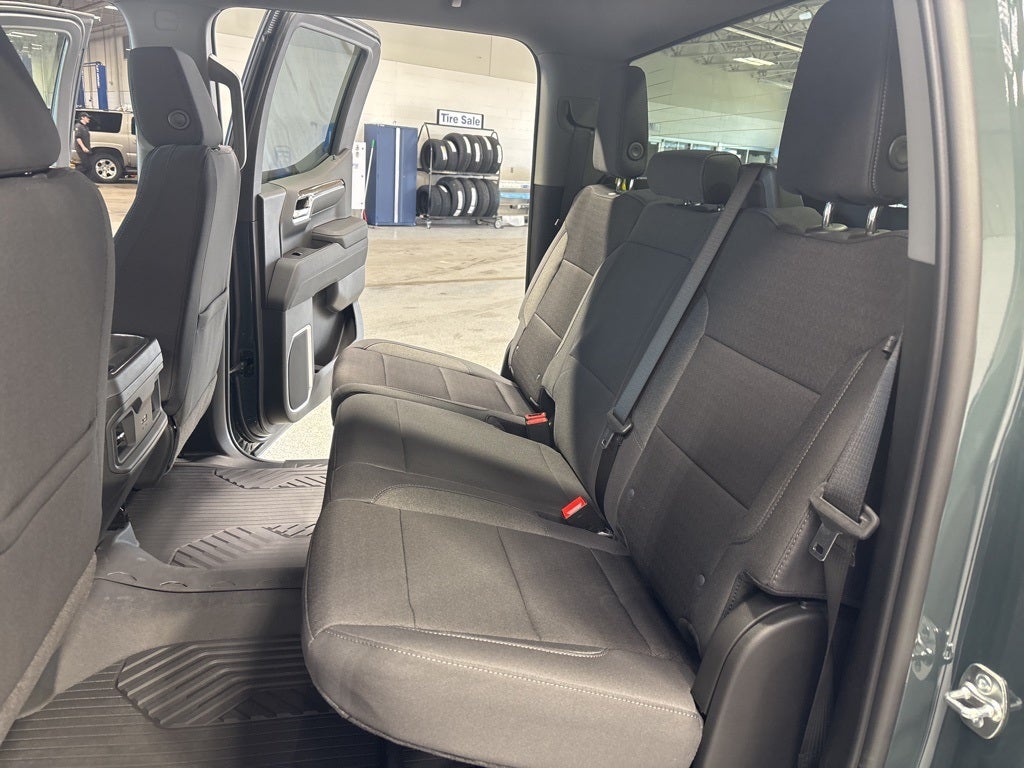 2026 Chevrolet Silverado 1500 LT LT1