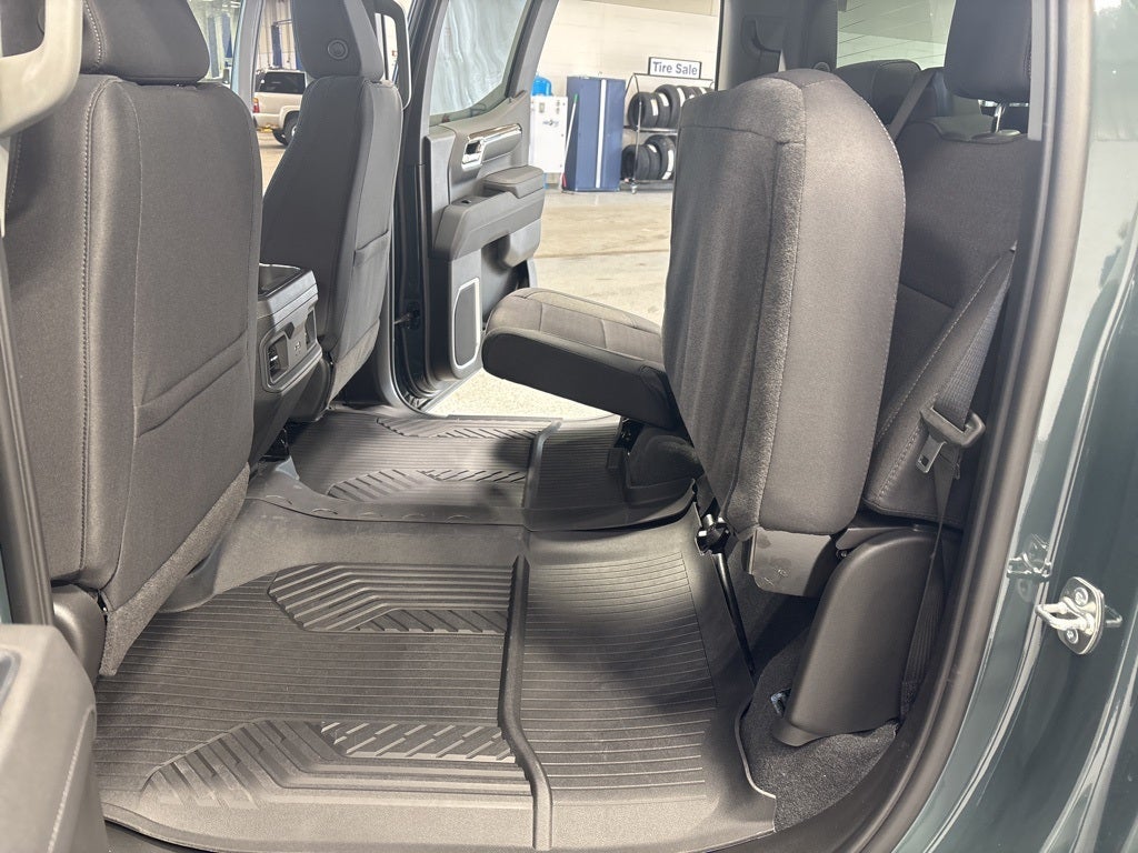 2026 Chevrolet Silverado 1500 LT LT1