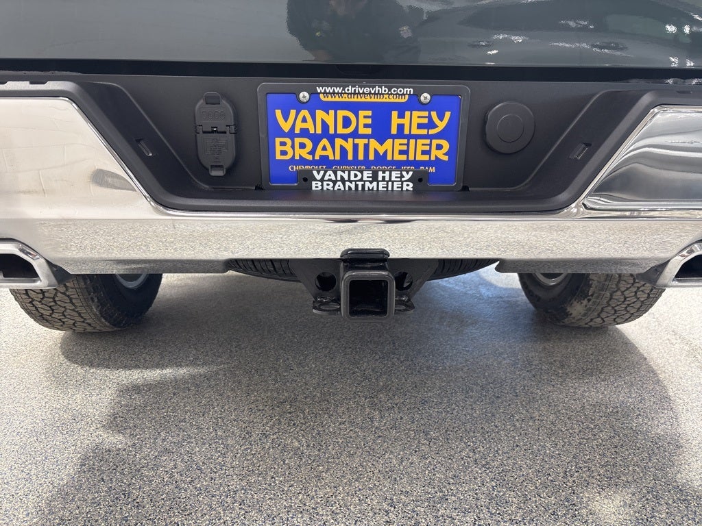 2026 Chevrolet Silverado 1500 LT LT1