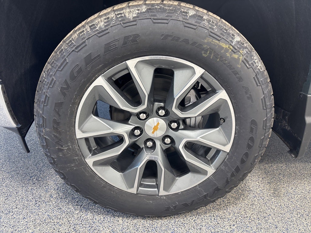 2026 Chevrolet Silverado 1500 LT LT1