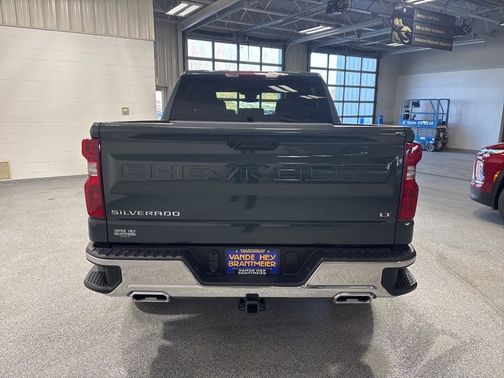 2026 Chevrolet Silverado 1500 LT LT1