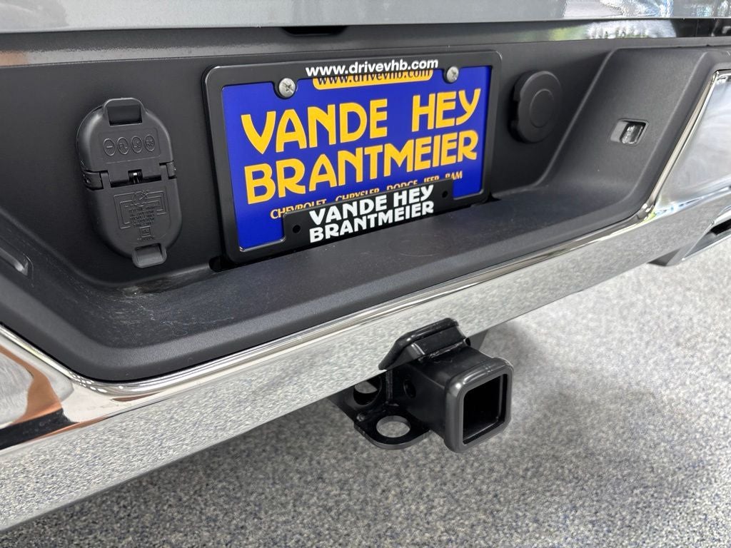 2026 Chevrolet Silverado 1500 LT LT1