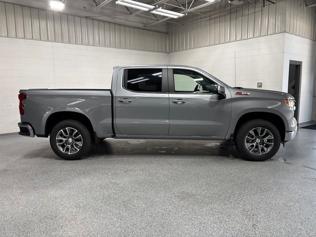 2026 Chevrolet Silverado 1500 LT LT1